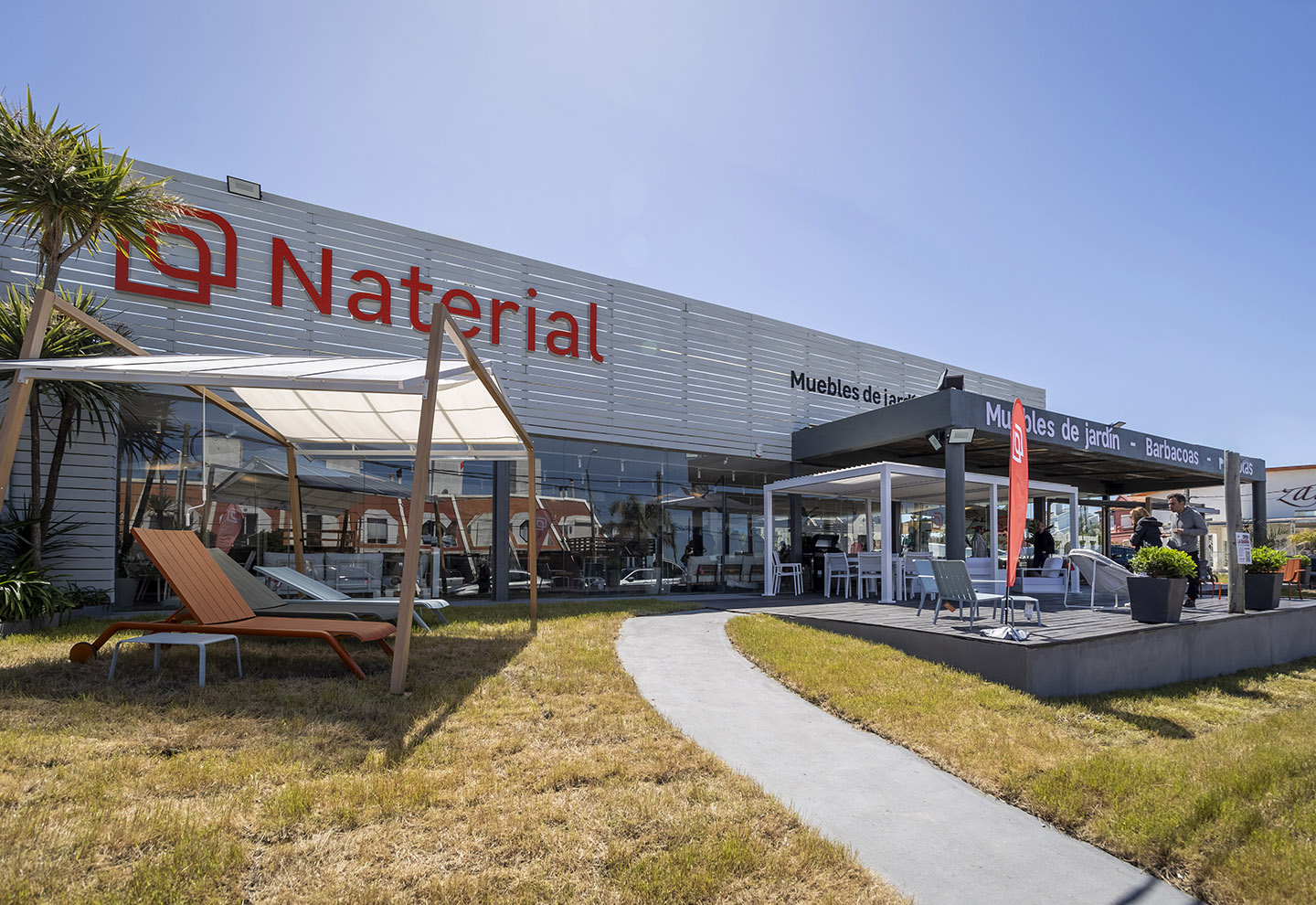Naterial inauguró local en La Barra de Maldonado